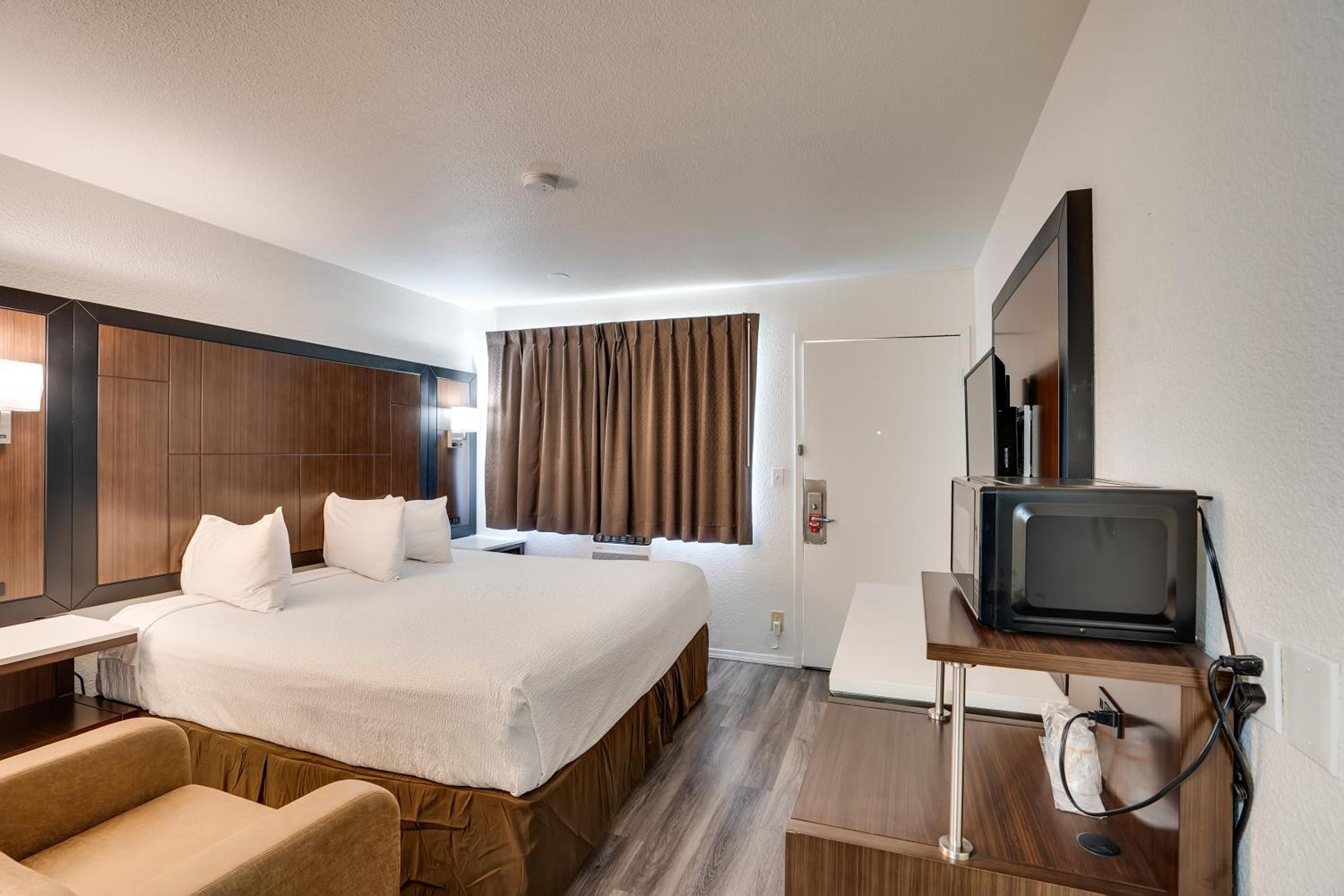 Econo Lodge Stockton Near I-5 Fairgrounds Екстериор снимка