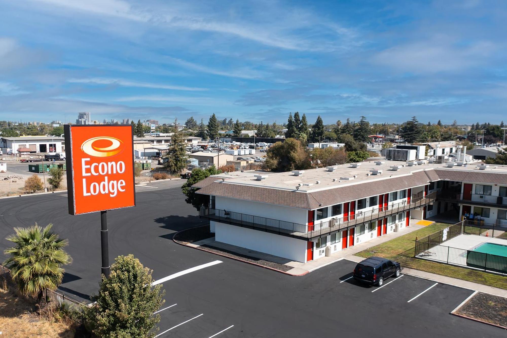 Econo Lodge Stockton Near I-5 Fairgrounds Екстериор снимка