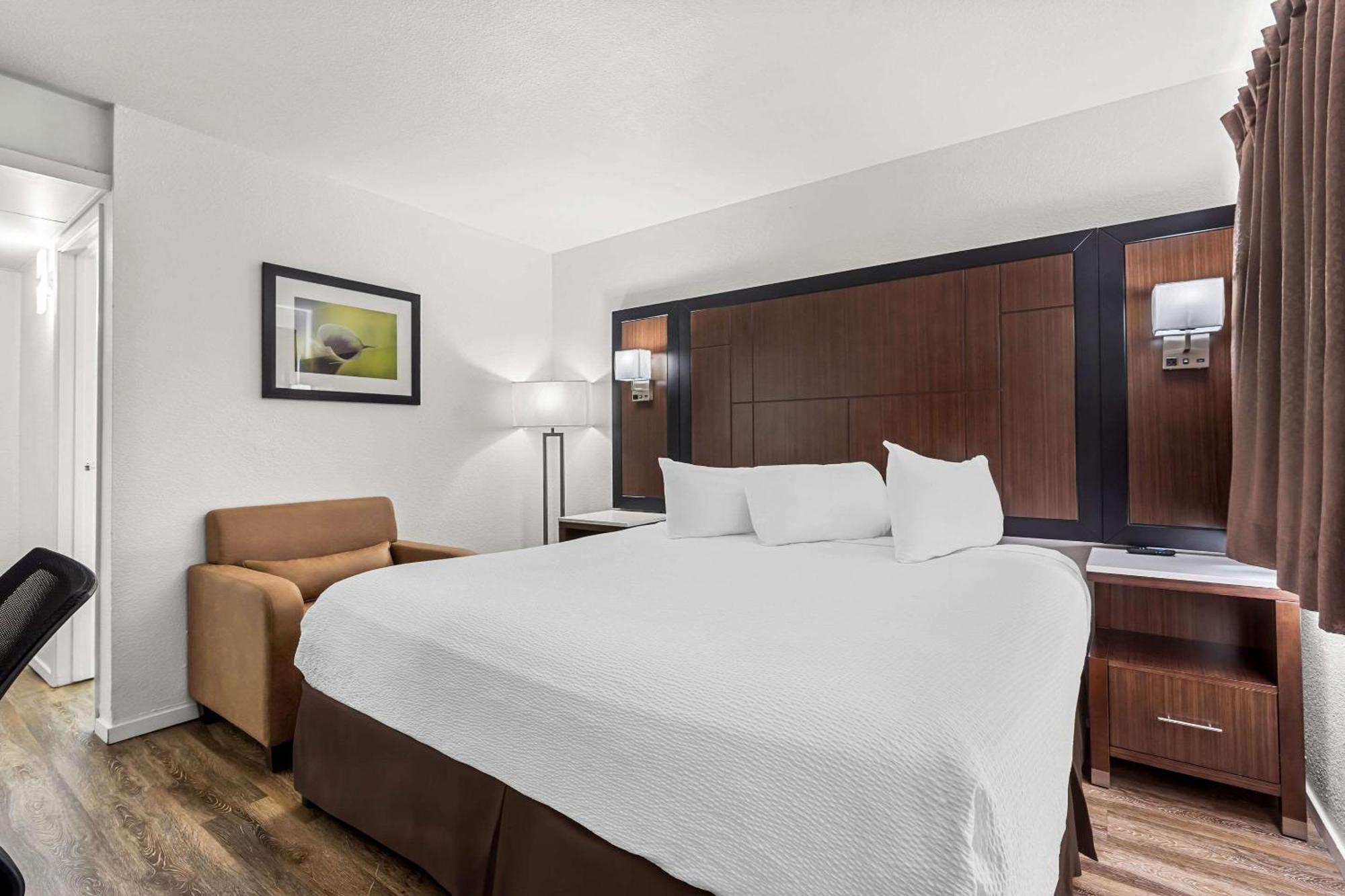 Econo Lodge Stockton Near I-5 Fairgrounds Екстериор снимка