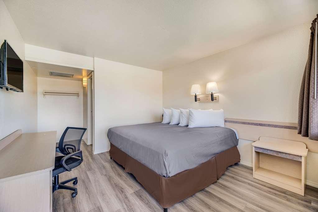 Econo Lodge Stockton Near I-5 Fairgrounds Стая снимка