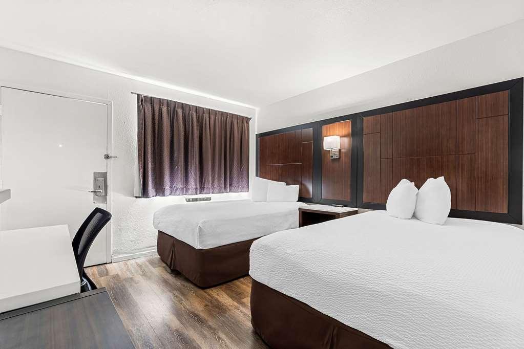 Econo Lodge Stockton Near I-5 Fairgrounds Стая снимка